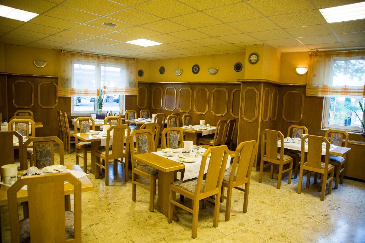 Hotel Stadt Peine Kültér fotó
