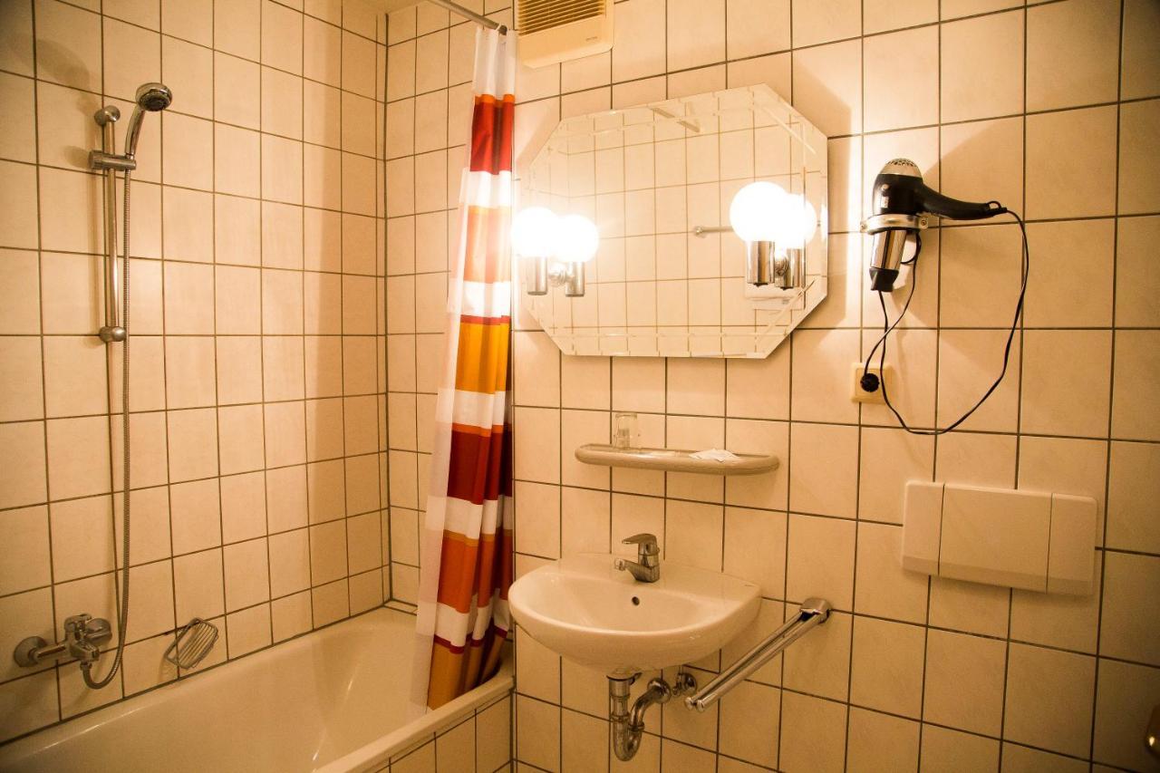 Hotel Stadt Peine Kültér fotó